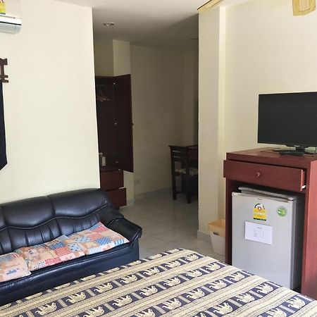 Karon 普吉岛绿色家园旅馆酒店 客房 照片