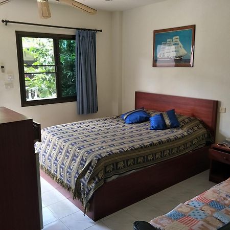 Karon 普吉岛绿色家园旅馆酒店 客房 照片